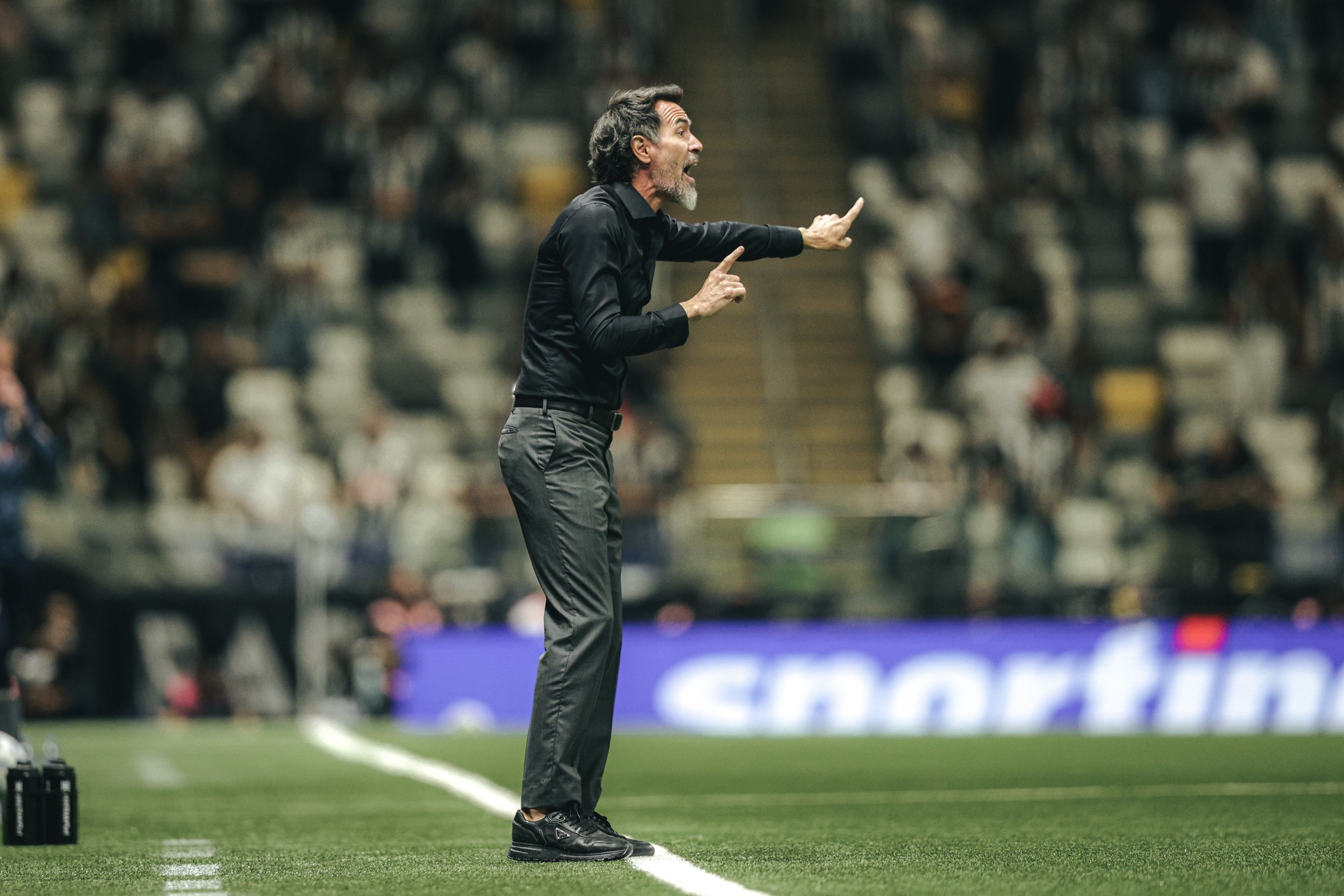 Técnico do Atlético-MG critica atuação em classificação: "Jogando assim, vai ser difícil continuar"