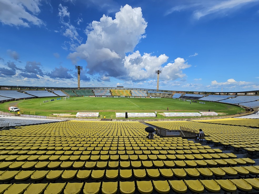 Estádio Albertão, em Teresina — Foto: Pablo Cavalcante