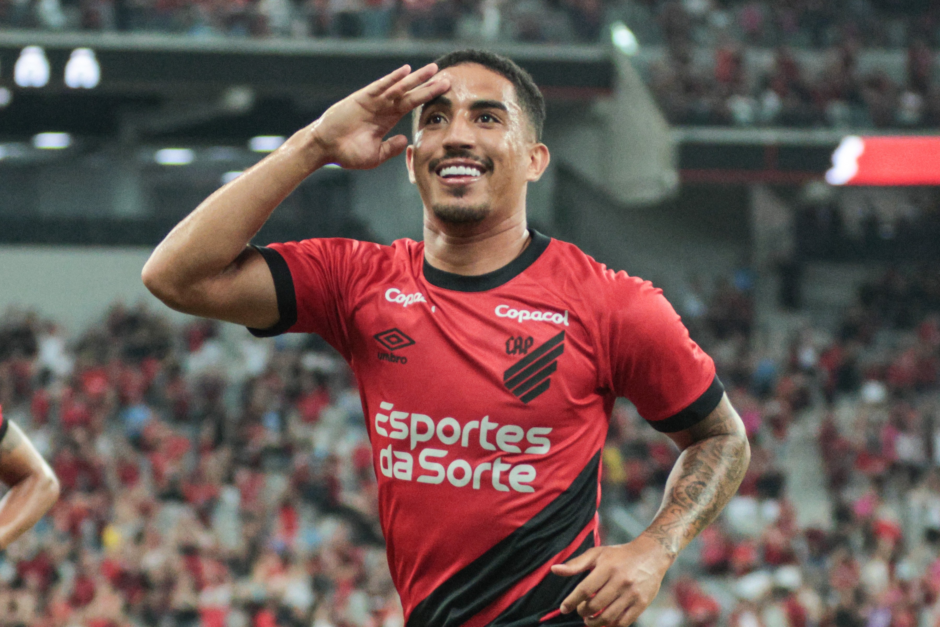 Athletico vai faturar R$ 5 milhões com venda de Christian para clube da Rússia; entenda