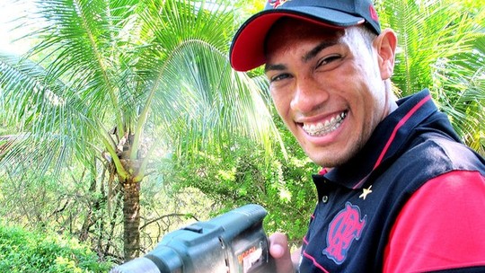 Lembra dele? Hernane Brocador, ex-Flamengo, é regularizado e pode estrear na Série B1 do Paraense