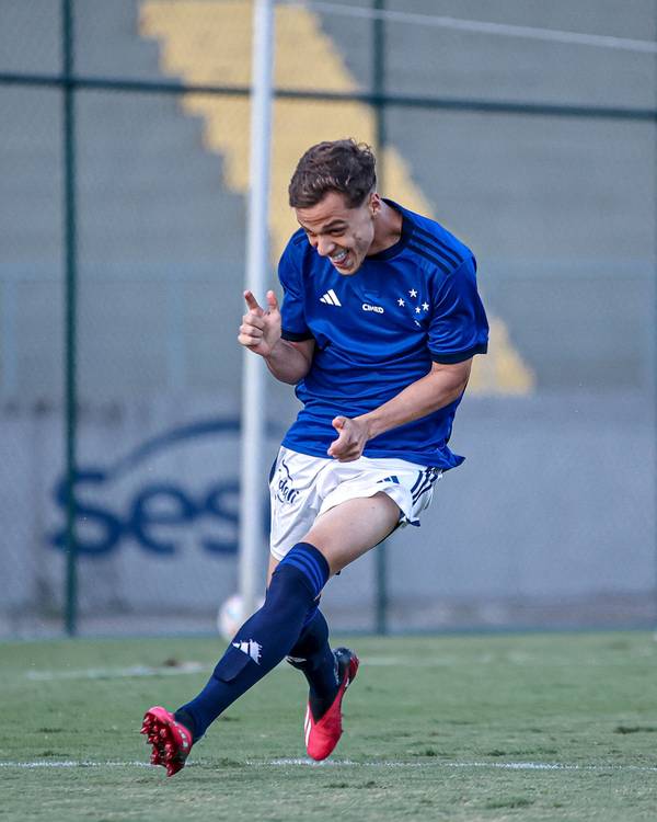 Conheça Vitinho, camisa 10 do Sub-20 do Cruzeiro e com multa milionária; veja detalhes