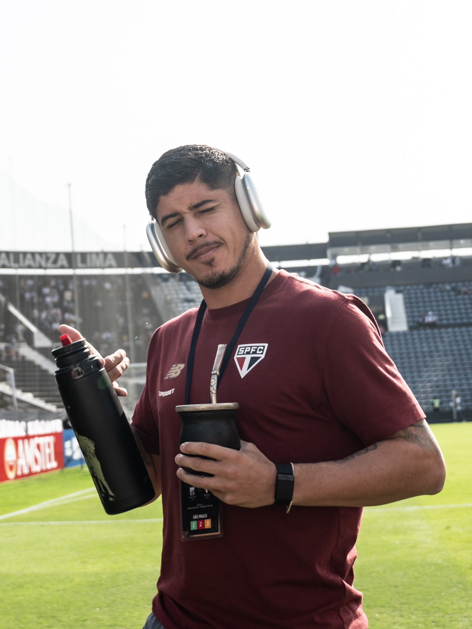 Alan Franco se aproxima de 100 jogos pelo São Paulo enquanto negocia renovação