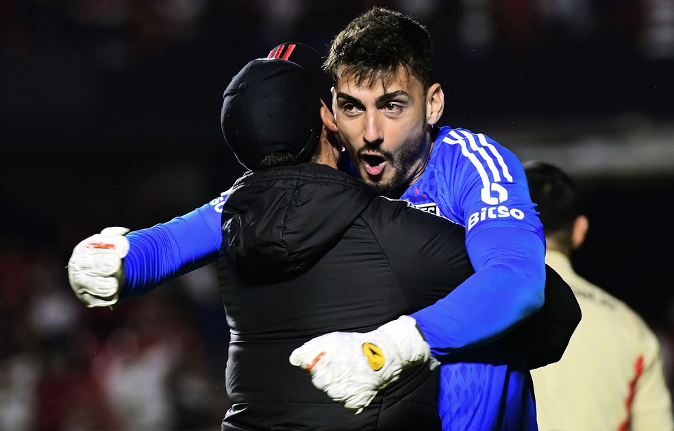 Rafael se tornou peça fundamental do São Paulo na temporada — Foto: Marcos Ribolli