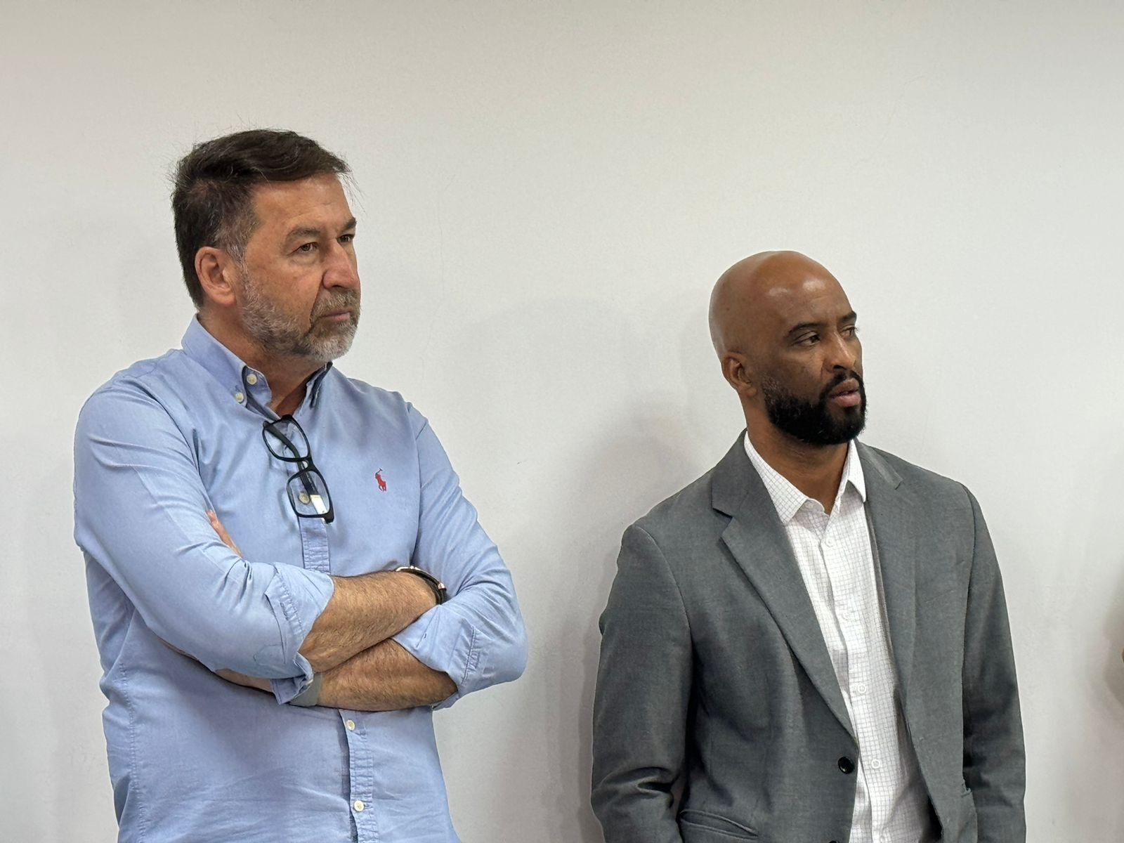 Com mais de R$ 150 milhões em reforços, Corinthians quer nome de ...