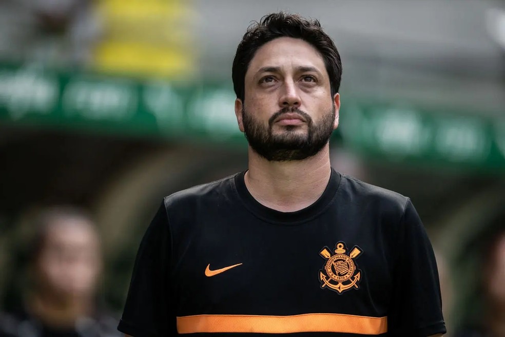 Arthur Elias foi campeão 14 vezes em oito temporadas no Corinthians — Foto: Rodrigo Gazzanel/Agência Corinthians