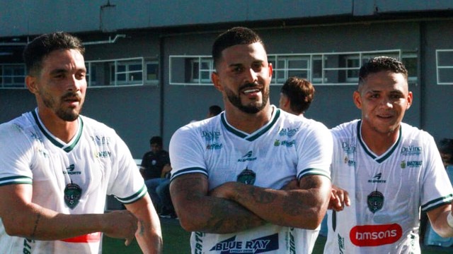 David Luis marcou para o Manaus contra o Manauara