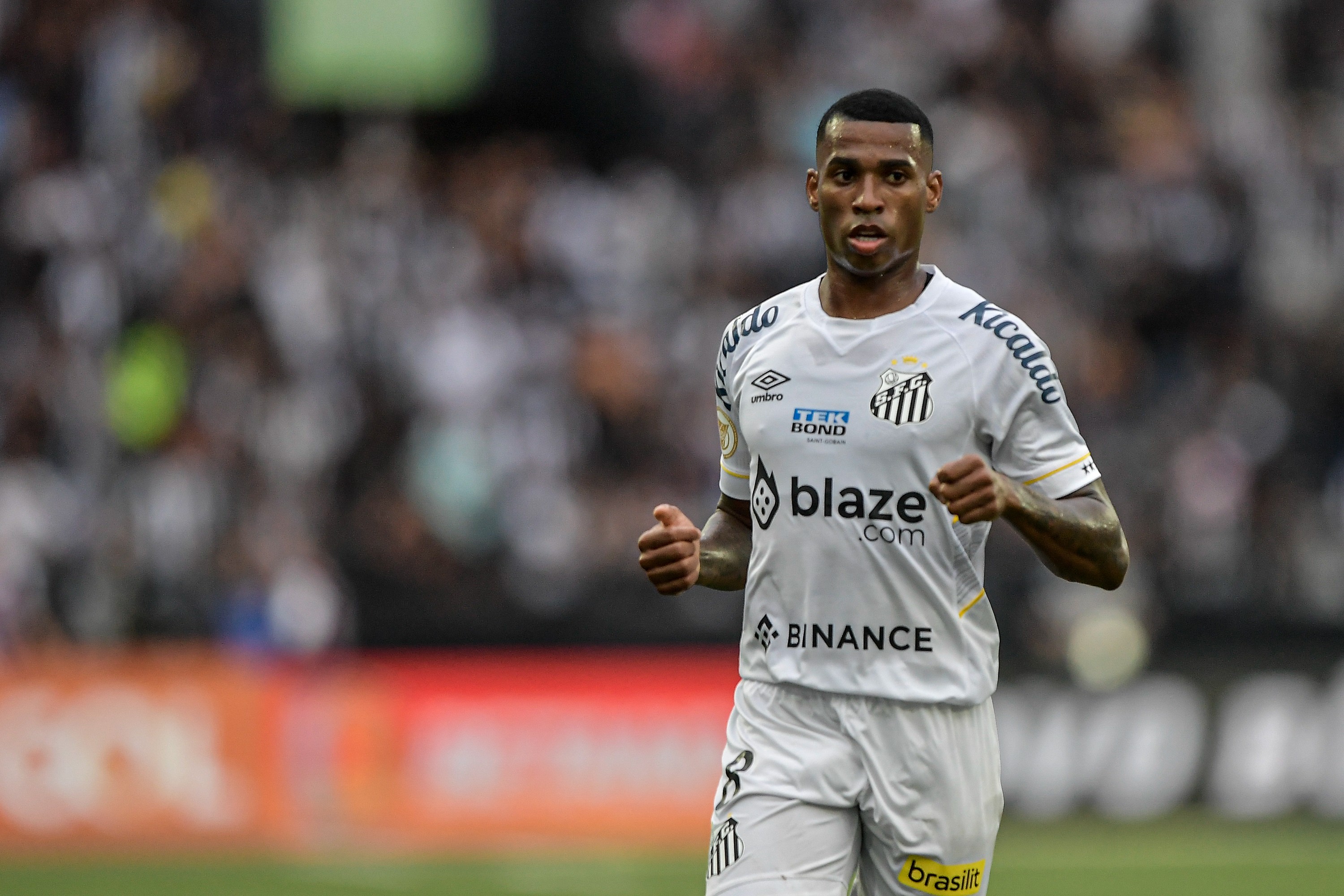 Santos sofre transfer ban por dívida com Monaco pela contratação de Jean Lucas
