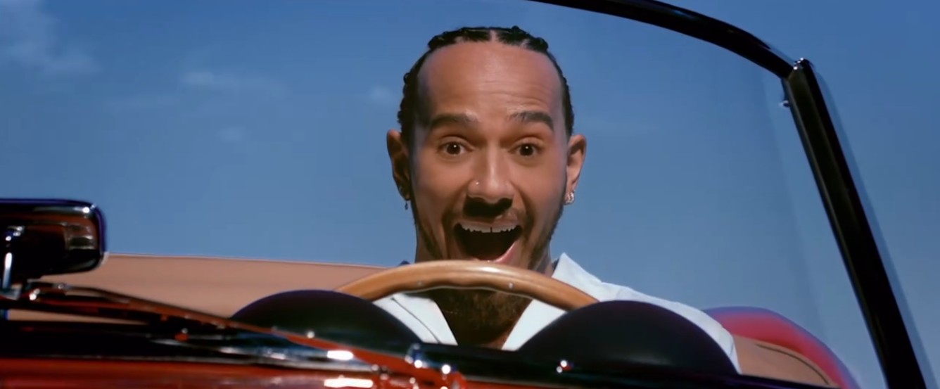 Hamilton aparece em versão de cena de famoso filme dos anos 80 | Ge