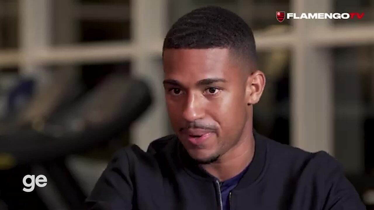 Em busca de atacante, Flamengo tenta convencer Beltrán, da Fiorentina, a atuar no Brasil