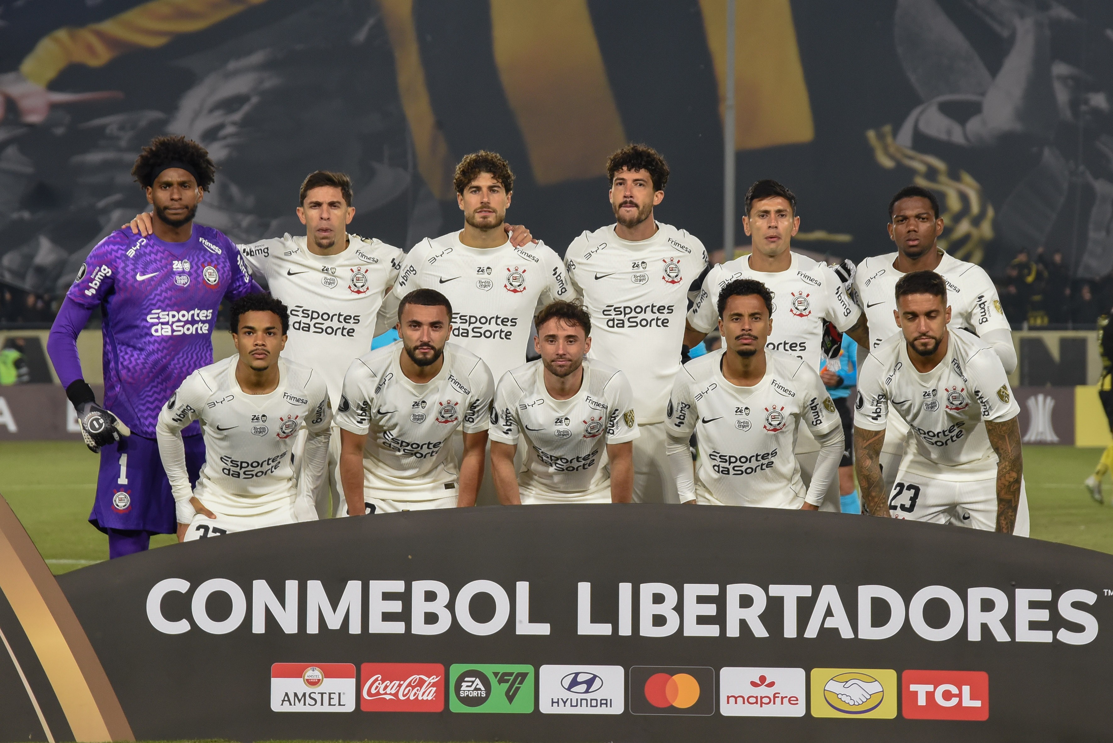 Atuações do Corinthians: Kaio César e Labyad se destacam em empate no Uruguai; dê suas notas
