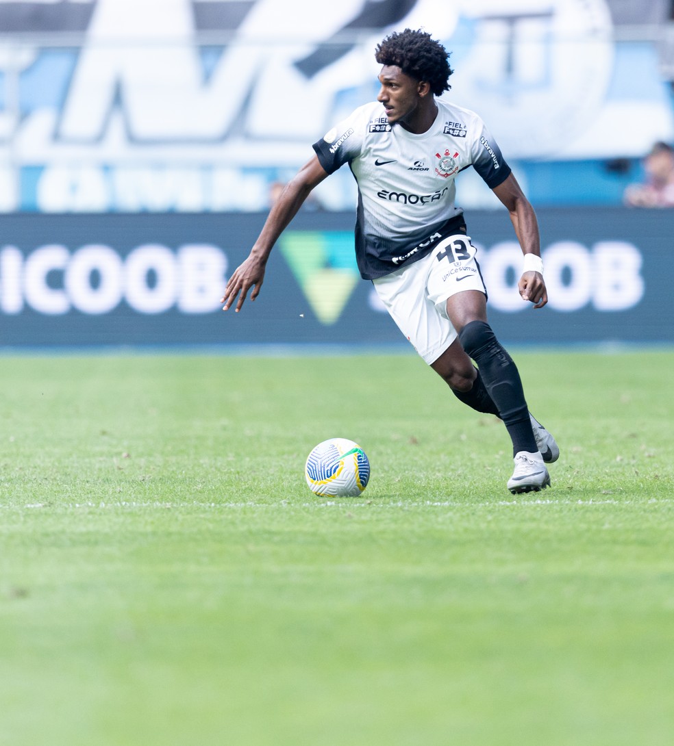 Talles Magno tem contrato com o Corinthians até o meio de 2025