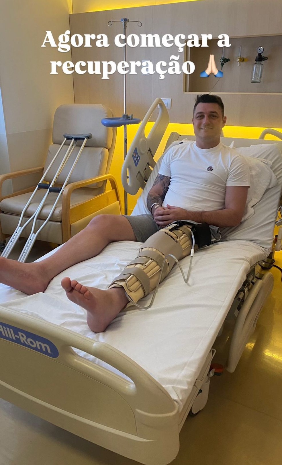 Goleiro D&ecirc;nis, hoje no Sport, passou por nova cirurgia &mdash; Foto: Reprodu&ccedil;&atilde;o do Instagram