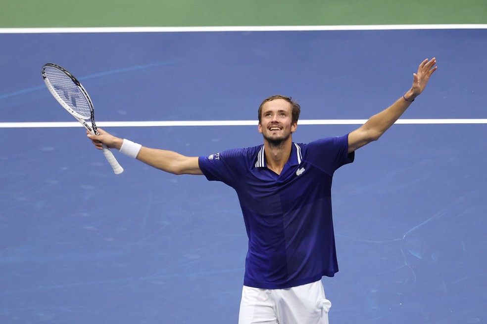 Djokovic vence Medvedev e conquista o US Open pela quarta vez na carreira -  Rádio Itatiaia