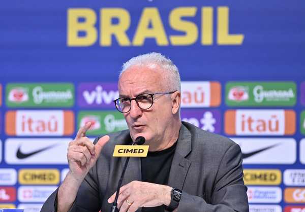 Escalação da Seleção: Dorival Júnior confirma volta de Vini como única novidade para pegar a Venezuela