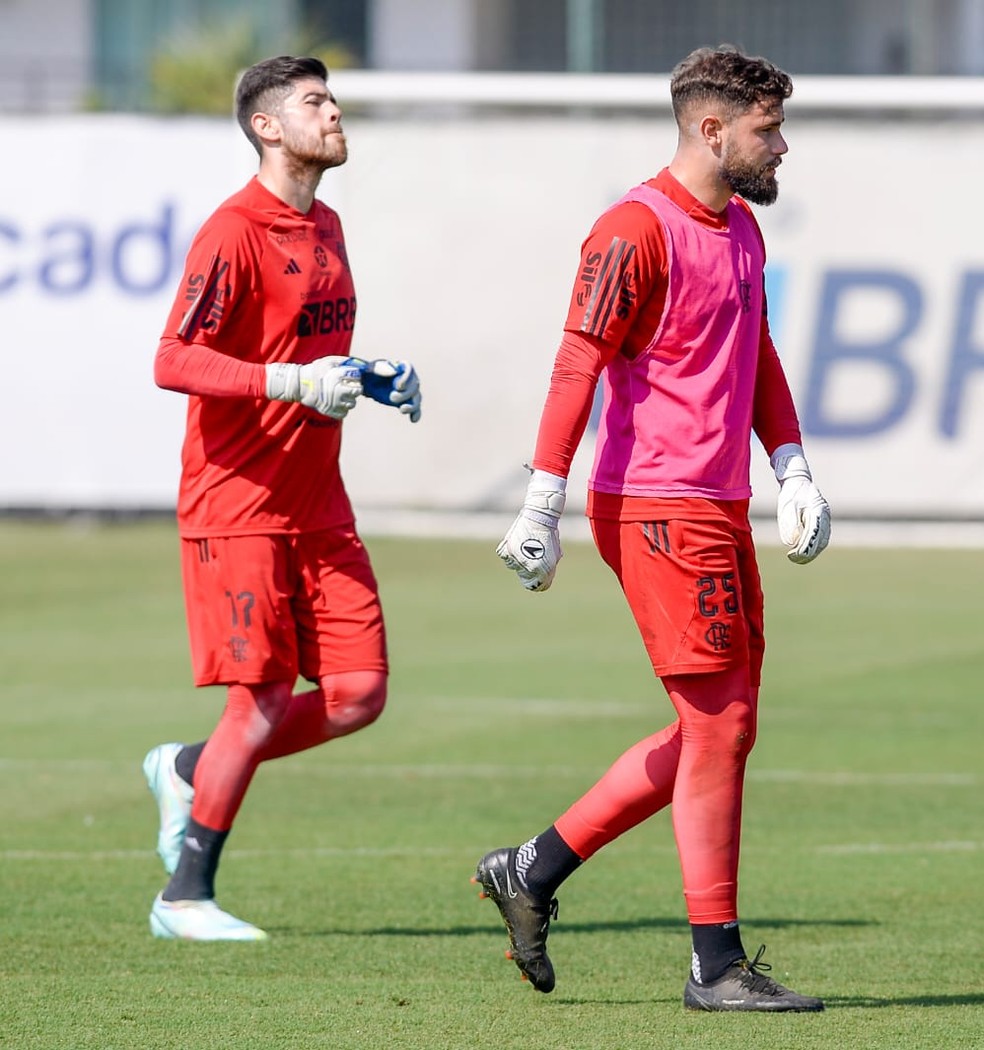 Rossi e Matheus Cunha vão se revezar como titular do Flamengo — Foto: Divulgação / Flamengo