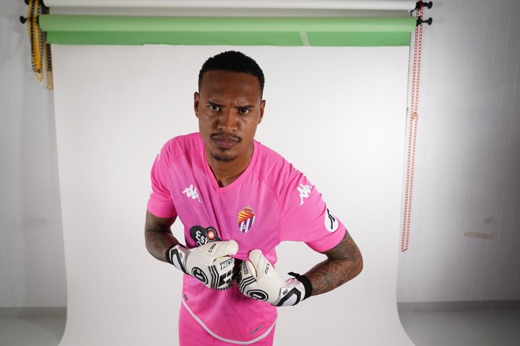 Ex-Inter e Santos, John é anunciado por clube de Ronaldo na Espanha | Ge