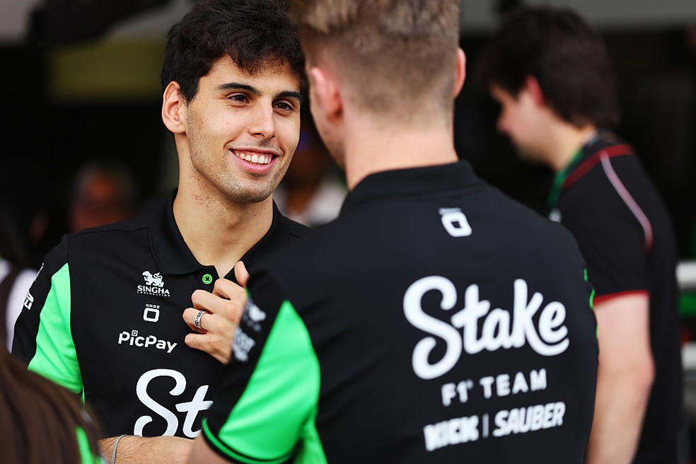 Gabriel Bortoleto durante o dia de mídia do GP do Bahrein — Foto: Andy Hone/LAT Images