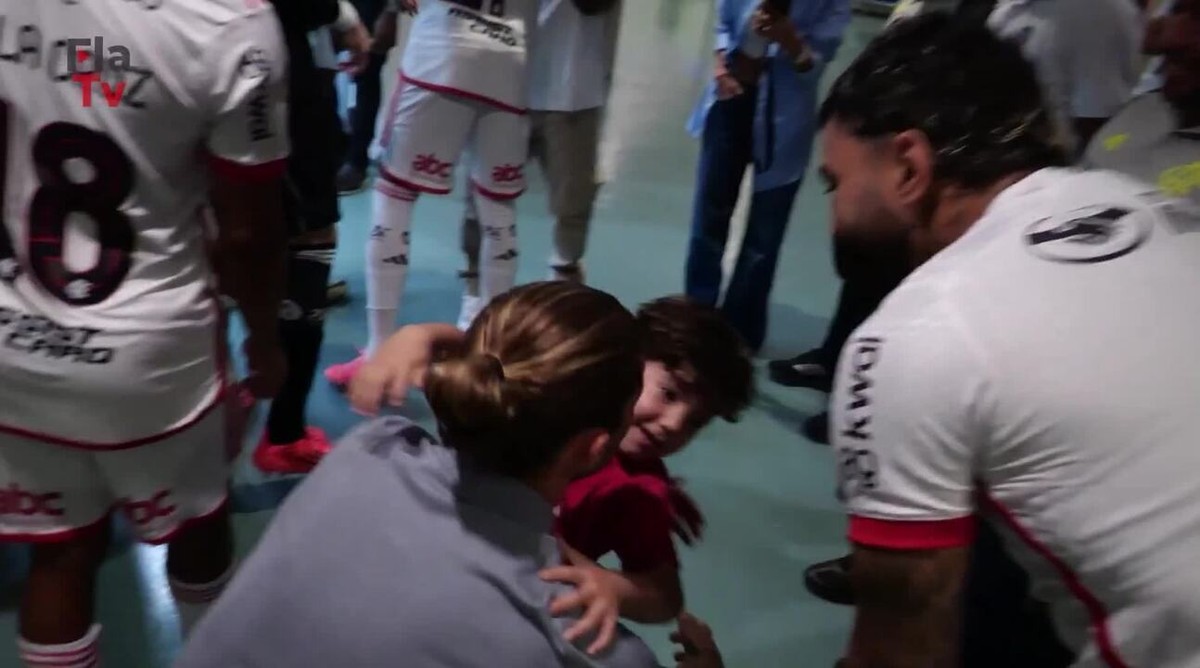 NÚMERO ESPECIAL! Gabigol comemora marca de 300 jogos pelo Flamengo e fala sobre marca