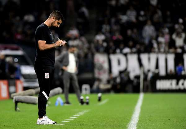 Por que António Oliveira priorizará a folga do Corinthians durante a Data Fifa.