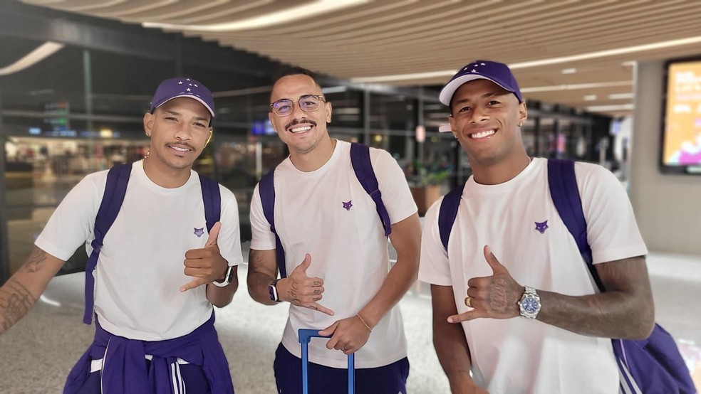 Matheus Pereira, Rafael Elias e Arthur Gomes no Cruzeiro — Foto: Marco Ferraz/ Cruzeiro
