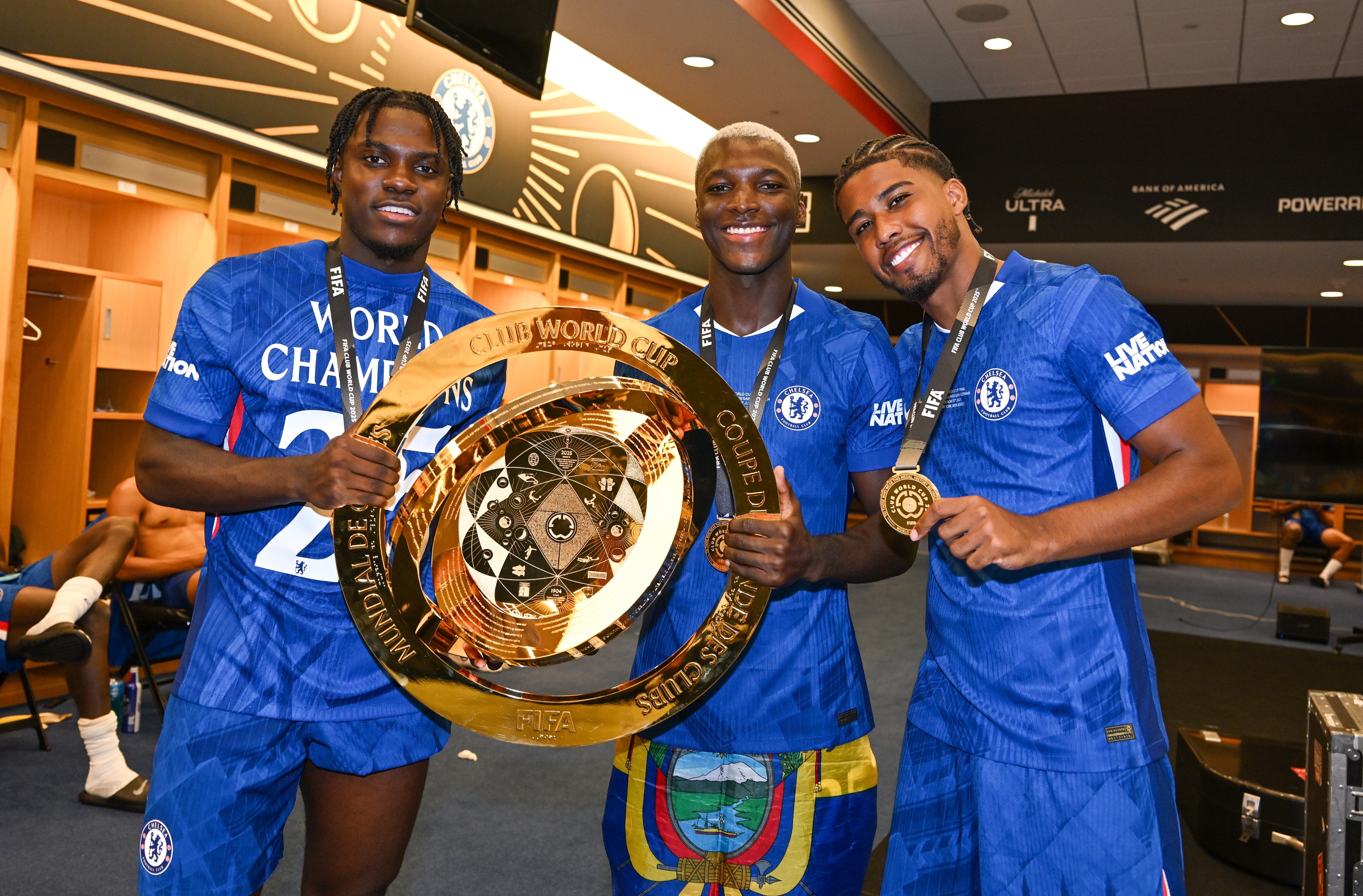 Jogador mais caro da história do Chelsea, aposta perdida em Palmeiras 4x0 deixa Neymar em choque