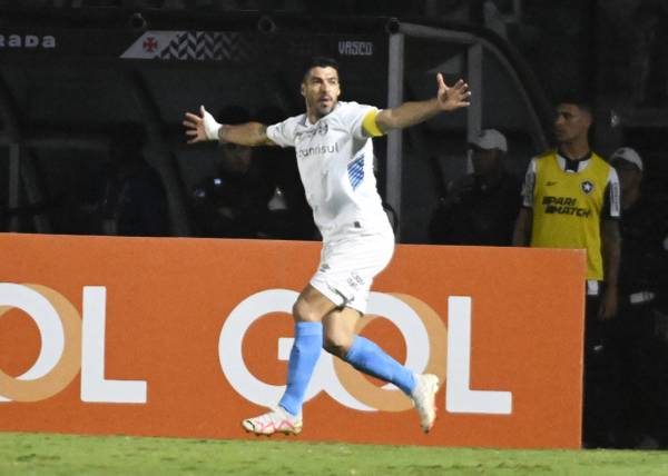 Atuações do Grêmio: Suárez faz hat-trick em virada e recebe nota 10; dê as suas