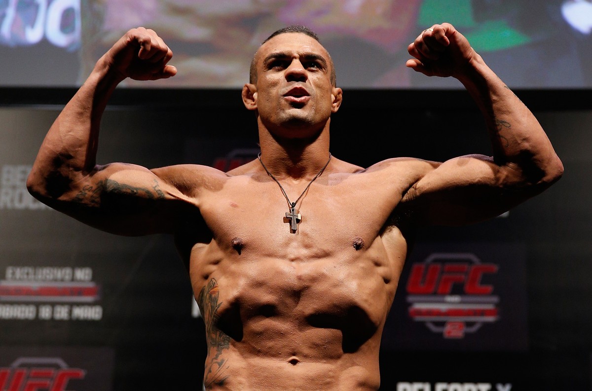 Vitor Belfort confirma que vai enfrentar Alain Ngalani em estreia pelo
