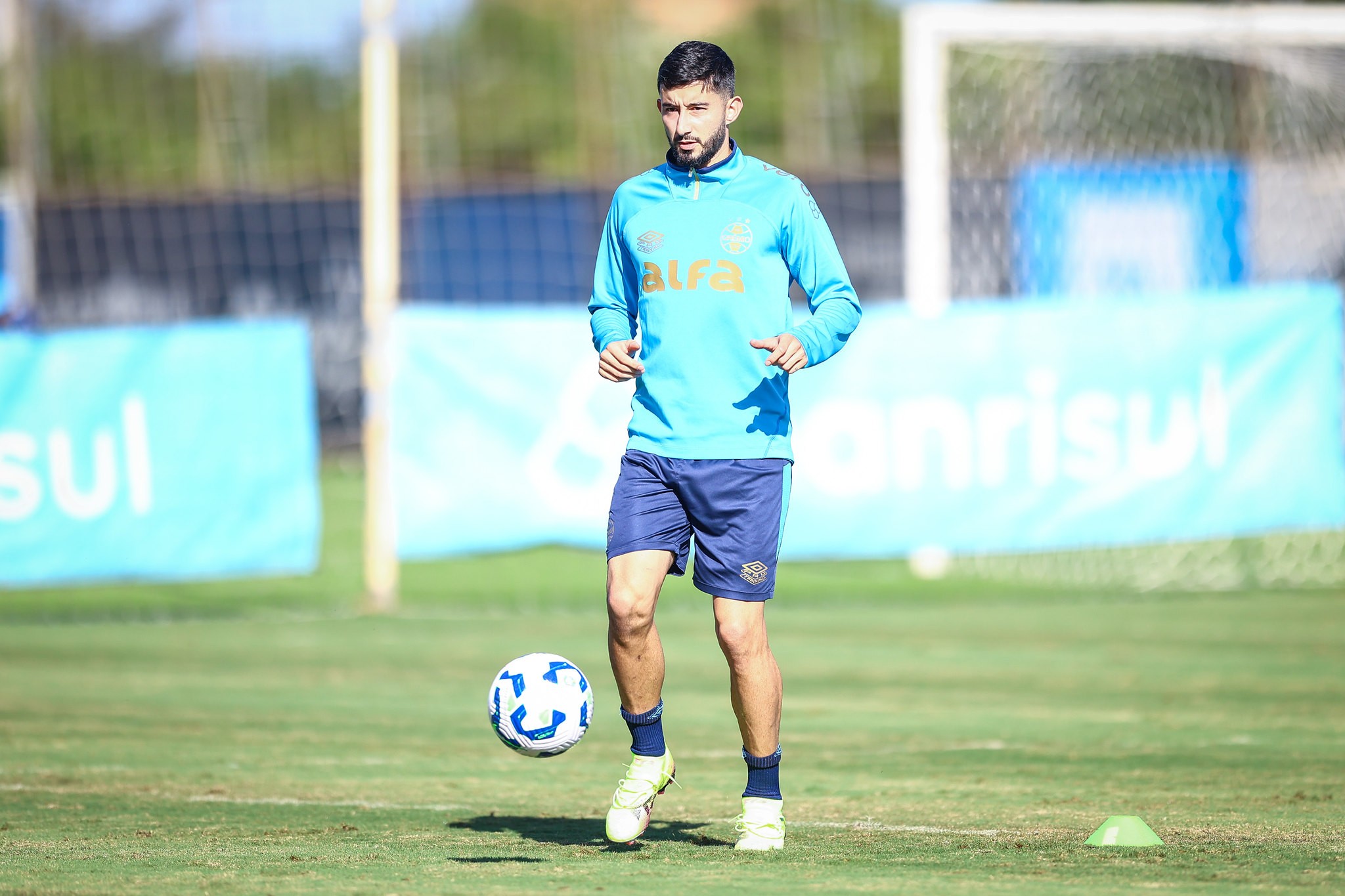 Grêmio Renova Contratos de João Pedro e Villasanti