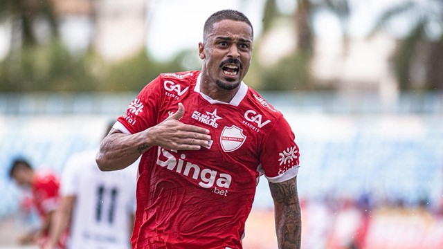 Dellatorre marcou mais dois gols