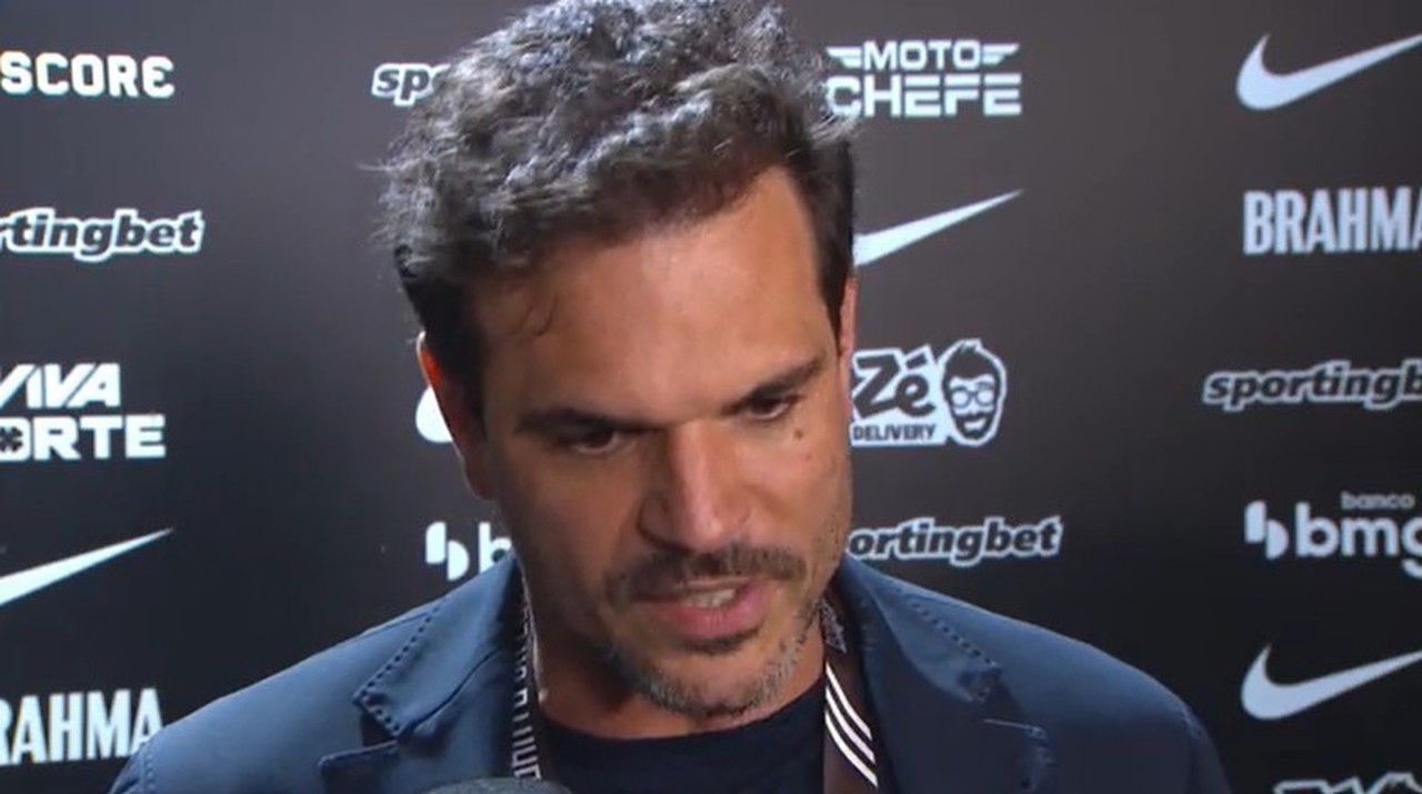 Diretor do Vasco critica arbitragem e reclama de erros na Copa do Brasil