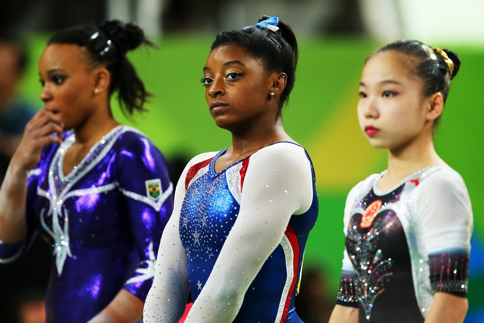 Simone Biles x Rebeca Andrade: referências na ginástica artística se  enfrentam em finais do Mundial - Estadão