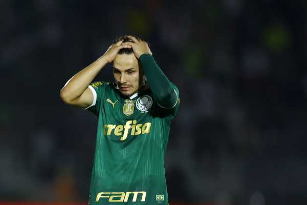 Palmeiras precisa corrigir falta de intensidade nos primeiros tempos.
