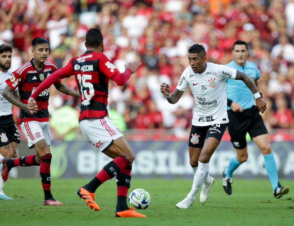 Paulinho em Flamengo 1x0 Corinthians — Foto: Rodrigo Coca/Ag. Corinthians