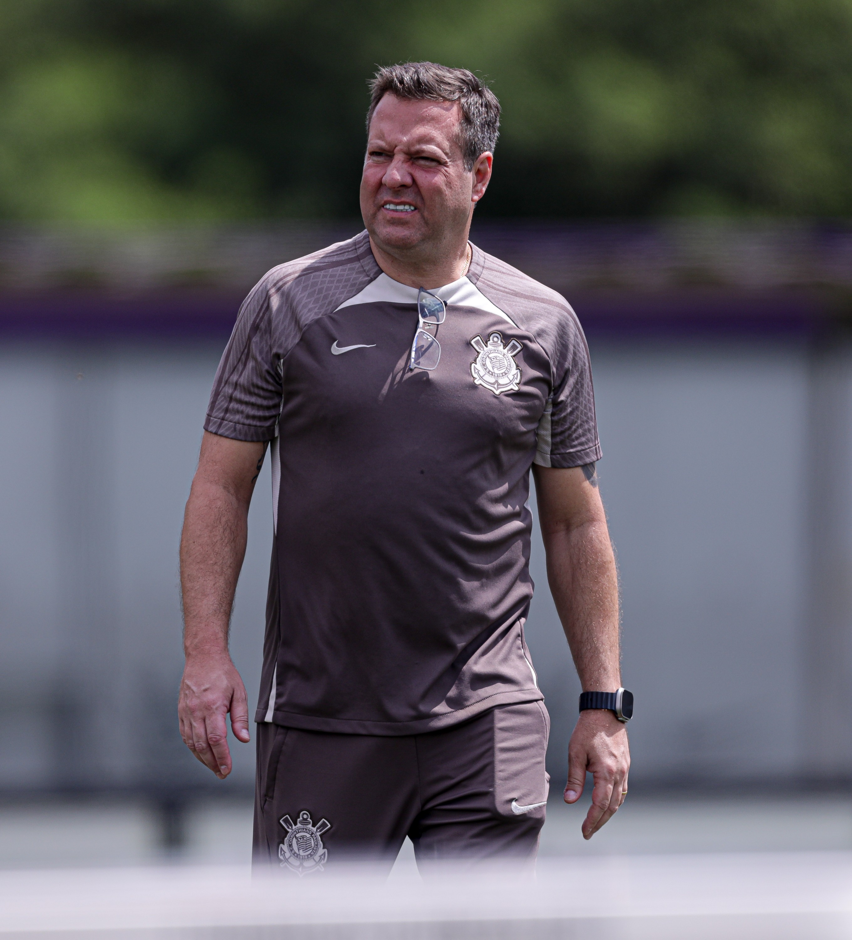 Demissão surpreende: ex-chefe do DM expõe problemas de gestão no Corinthians