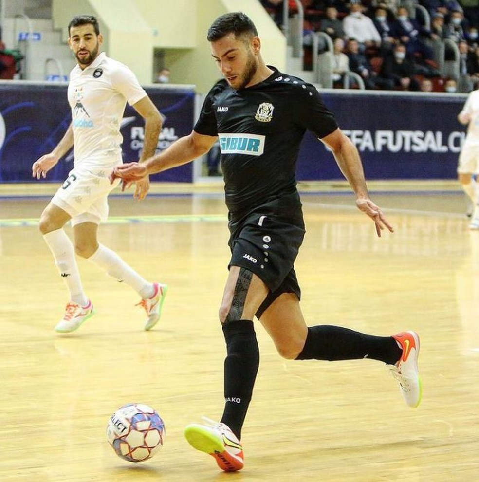 Manoel Tobias rechaça Falcão e fala sobre história do Futsal: Sou