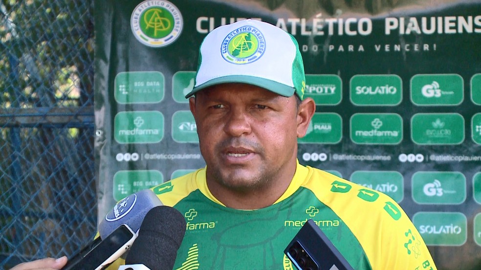 Washington Luiz, técnico do Atlético-PI — Foto: Rede Clube