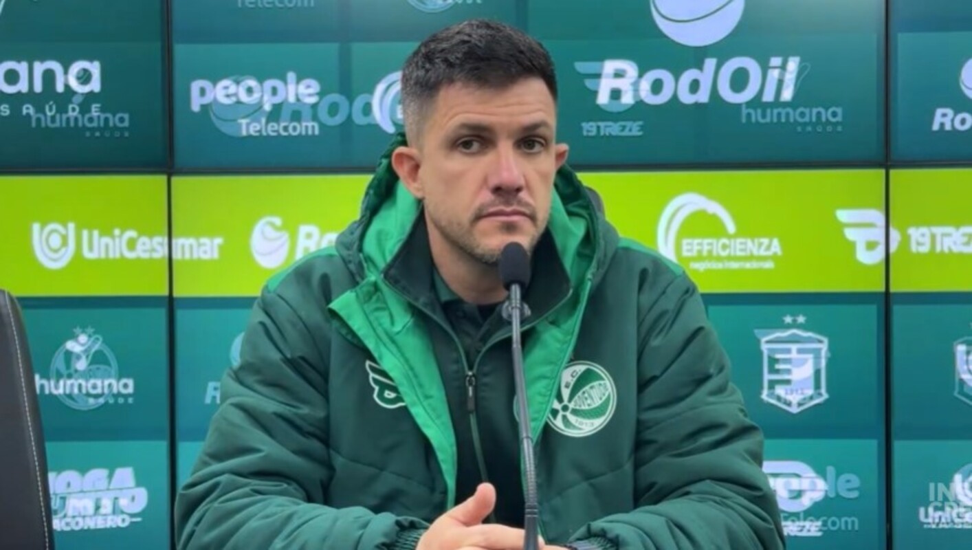 Barbieri avalia pênalti como determinante em derrota, mas não alivia erros do Juventude