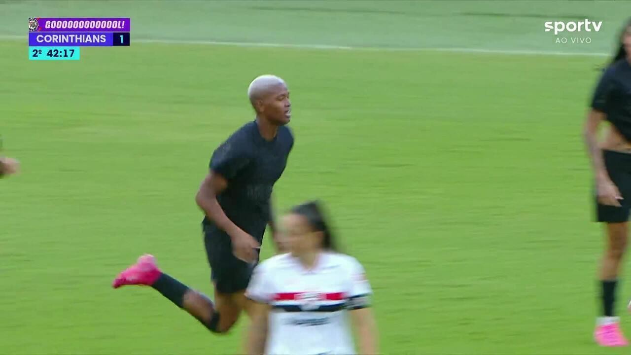 PEDIU CALMA! Novo diretor da equipe feminina pede paciência aos torcedores corinthianos