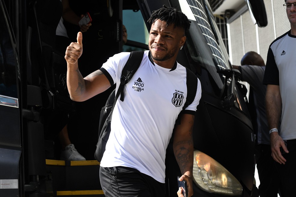 Matheus Jesus estava emprestado pelo Corinthians — Foto: Marcos Ribolli/Pontepress