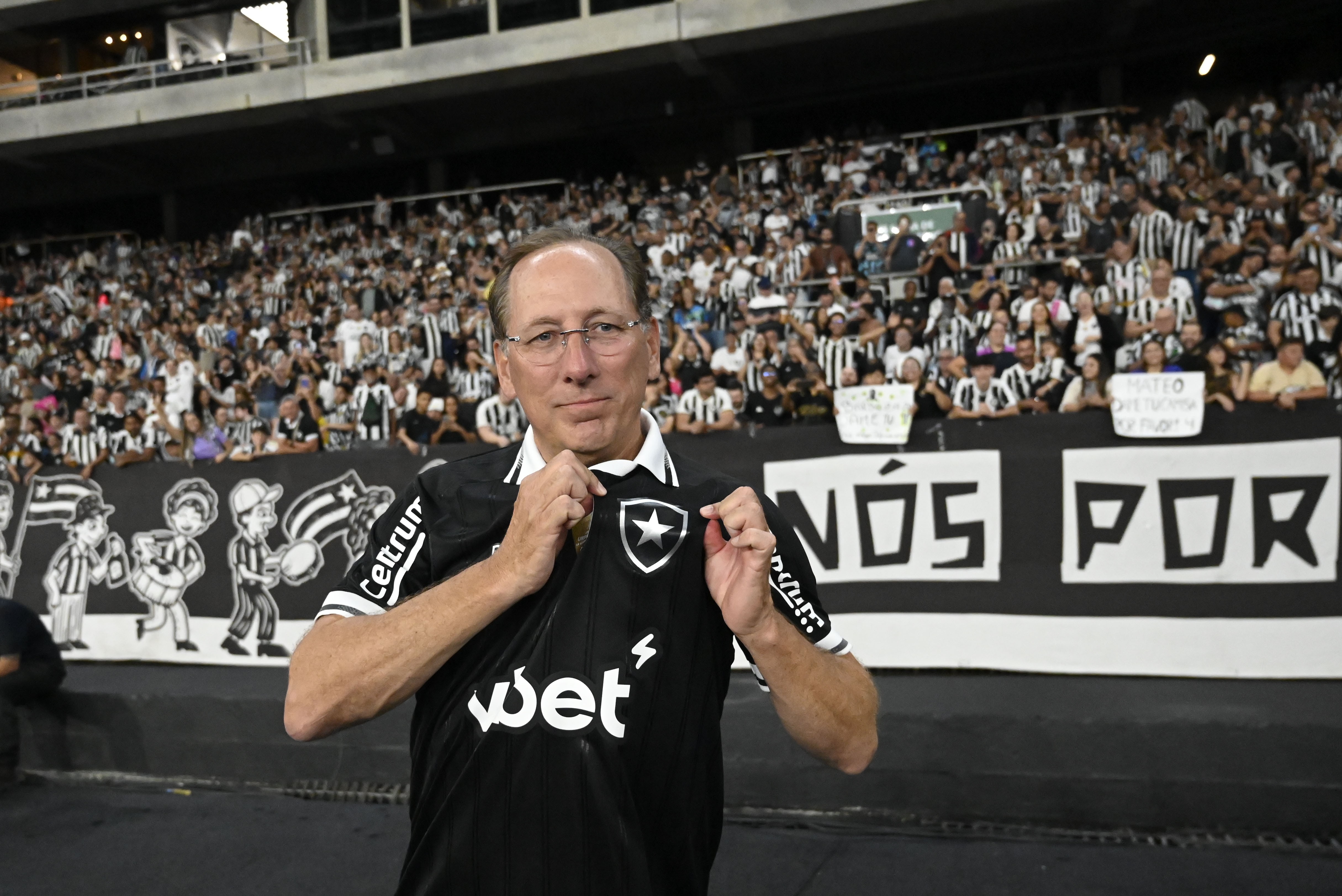 Textor quer separar Botafogo da parte europeia da Eagle: 