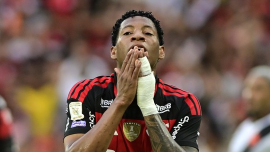 Flamengo encaminha venda de Plata; veja valores