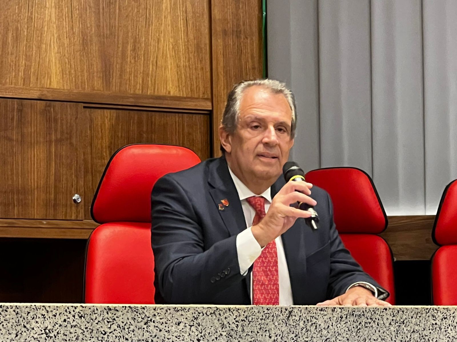 Flamengo promove demissão em massa no futebol de base