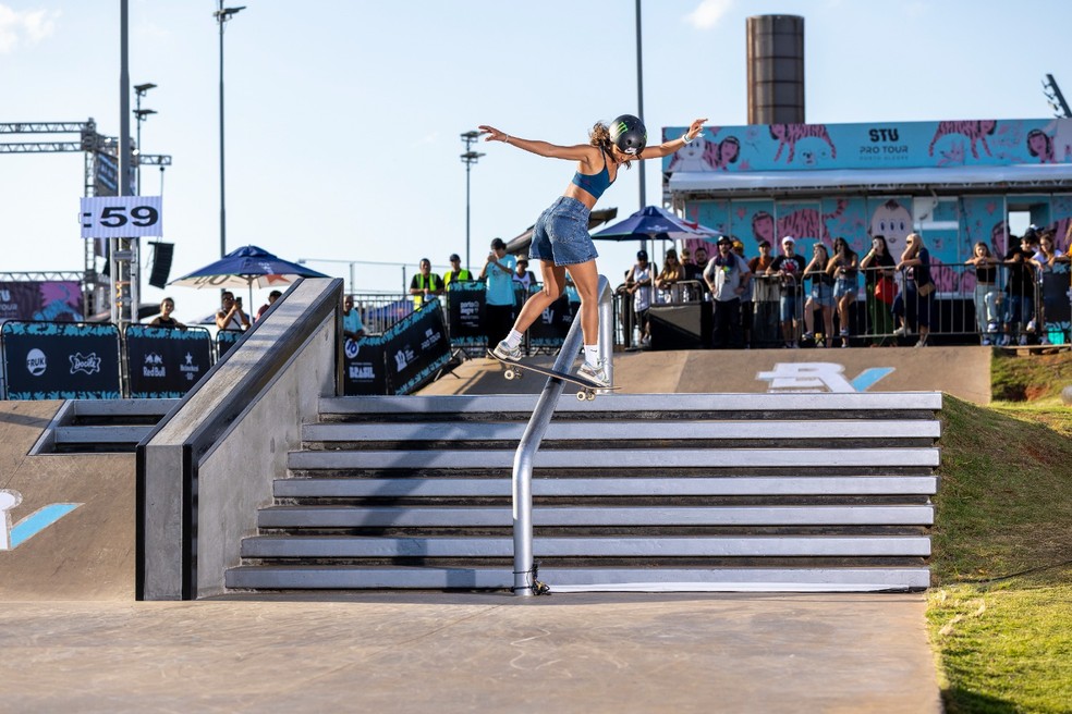 Rayssa Leal domina final e é campeã do STU de Porto Alegre | skate | ge