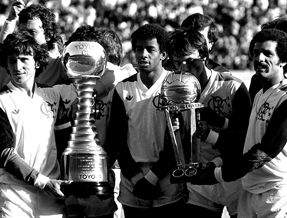 Baixe o cartaz da final entre Flamengo e Liverpool de 1981 repaginado para  2019 - Esporte - Extra Online