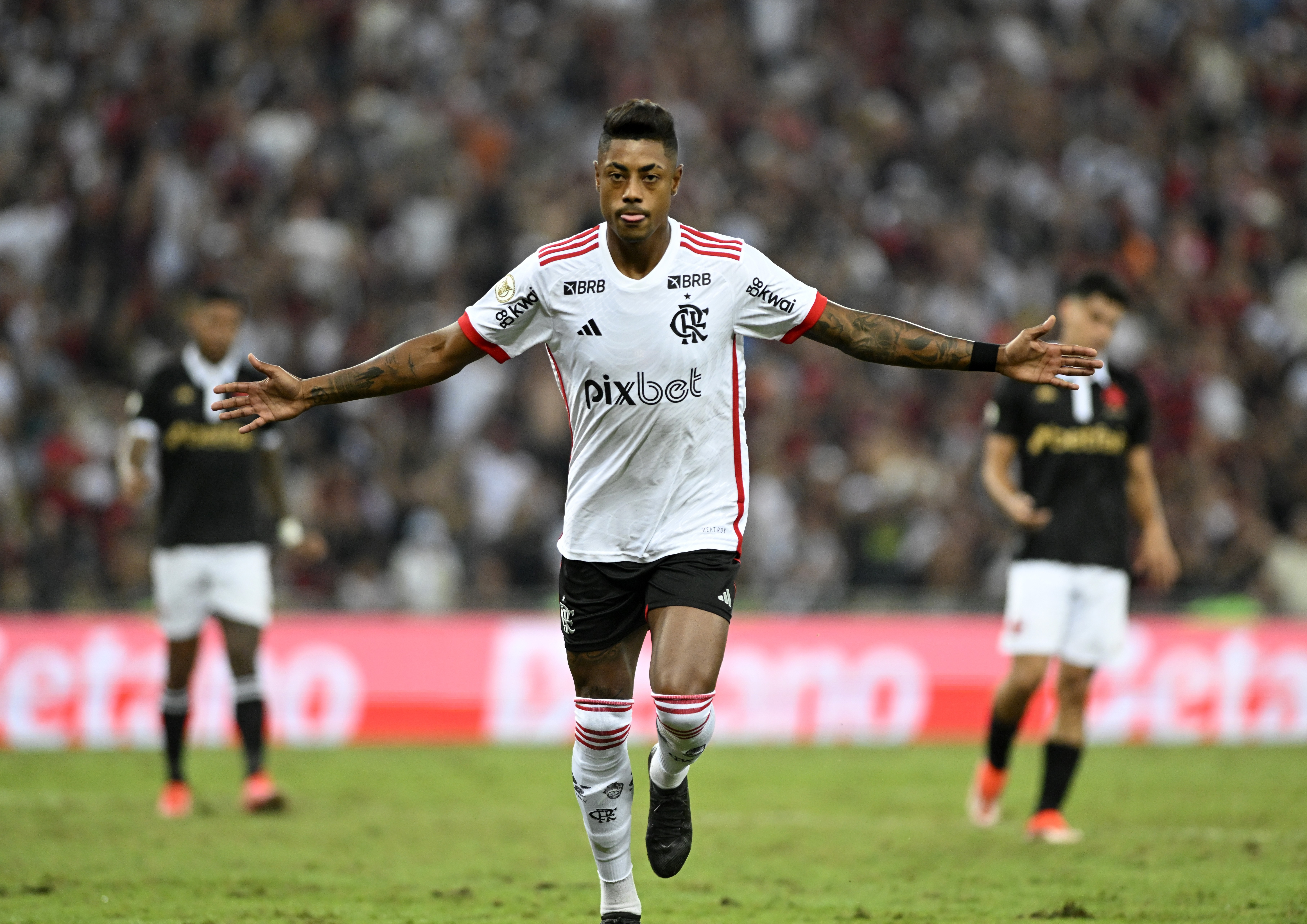 Flamengo aplica maior goleada sobre o Vasco na história