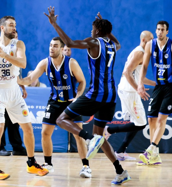 Oscar São José Basketball vence Caxias e sobe na tabela