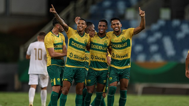 Cuiabá vence o Brasiliense e avança à semifinal da Copa Verde