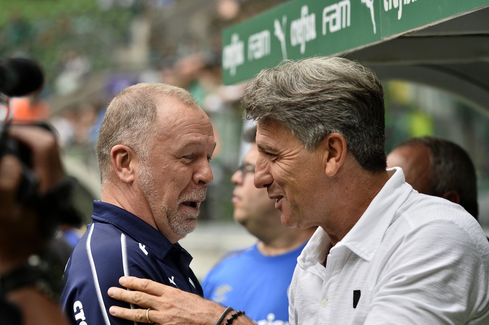 Mano Menezes e Renato têm história no rival com perda de título da Libertadores — Foto: Marcos Ribolli