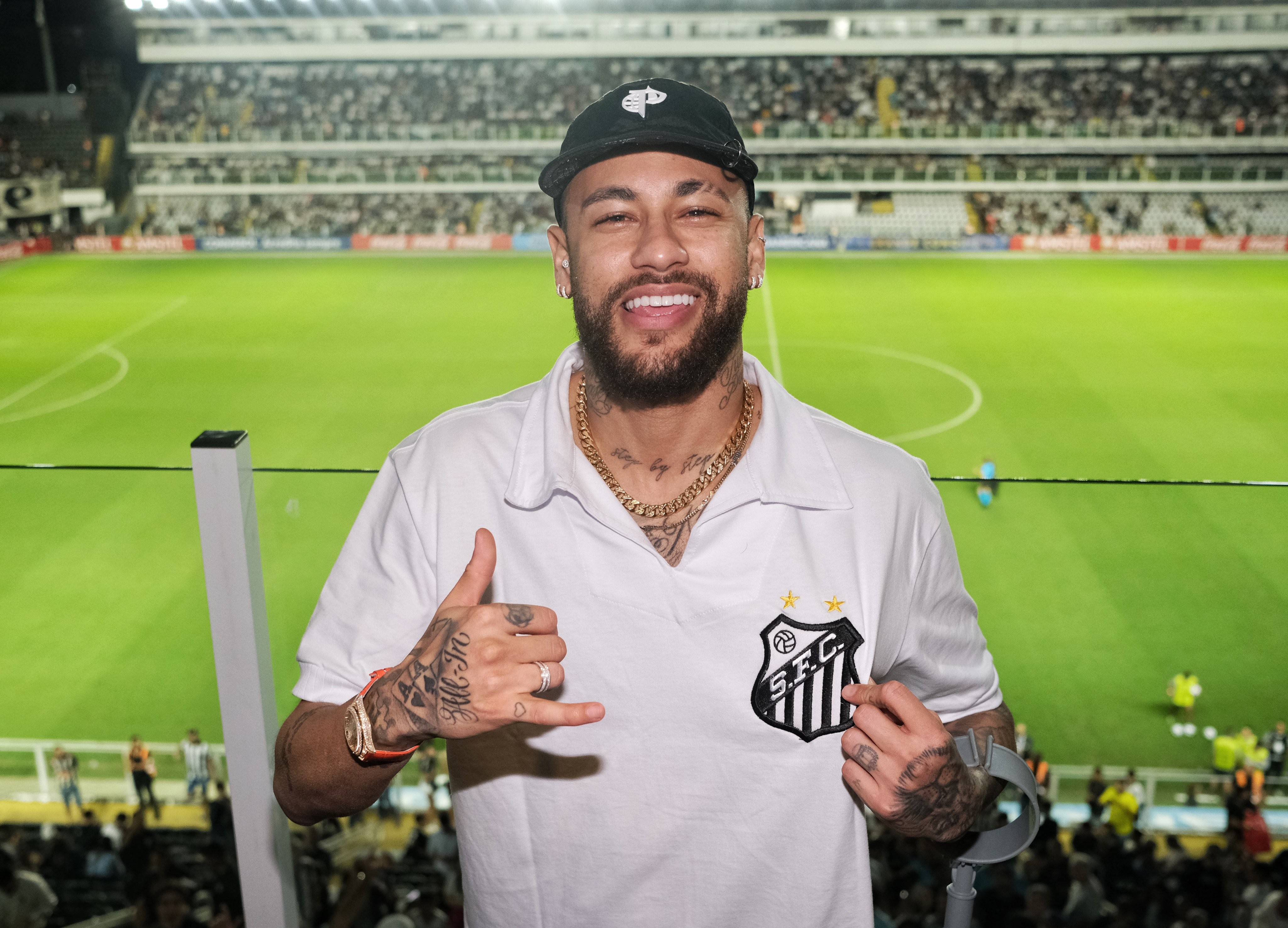 Santos e Neymar se acertam, e astro tenta rescindir com o Al-Hilal