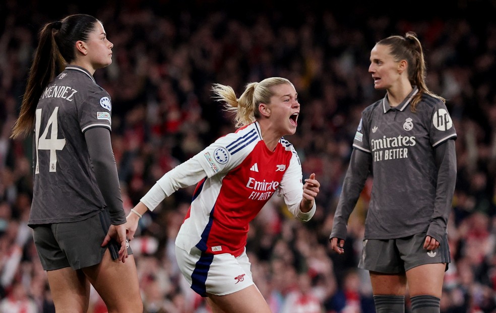 Alessia Russo é vista como candidata a interromper sequência de Bonmatí — Foto: Reuters/Paul Childs